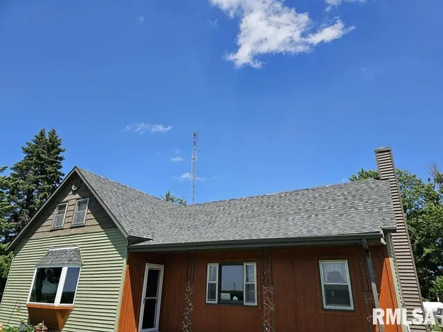 $169,000 | 19635 East 800th Street, Sciota, IL 61475