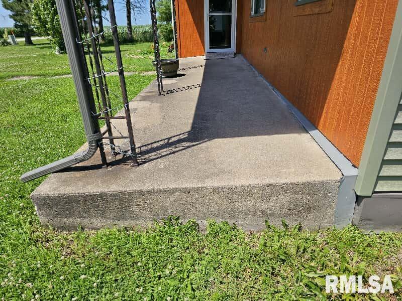 19635 East 800th Street Sciota, IL 61475 - Photo 7 of 34