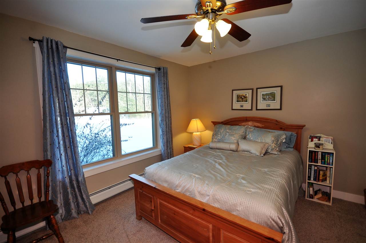 854 Quincy Road Rumney, NH 03266 - Photo 24 of 38