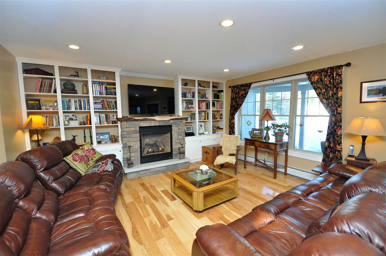 854 Quincy Road Rumney, NH 03266 - Photo 10 of 38