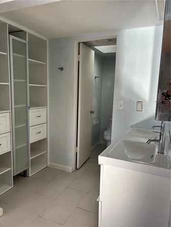 $280,000 | 1028 Apollo Beach Boulevard, Unit 11, Apollo Beach, FL 33572
