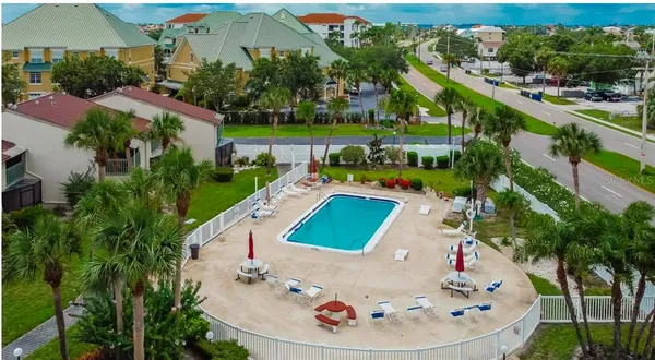 $280,000 | 1028 Apollo Beach Boulevard, Unit 11, Apollo Beach, FL 33572