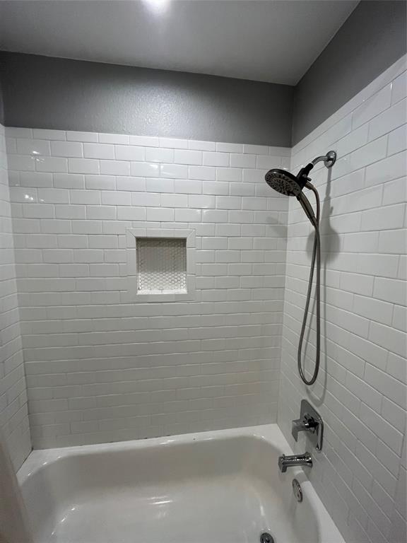 1705 Crossing Place, Unit 131 Austin, TX 78741 - Photo 12 of 13