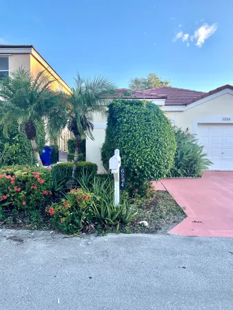 $2,700 | Undisclosed Address, Margate, FL 33063