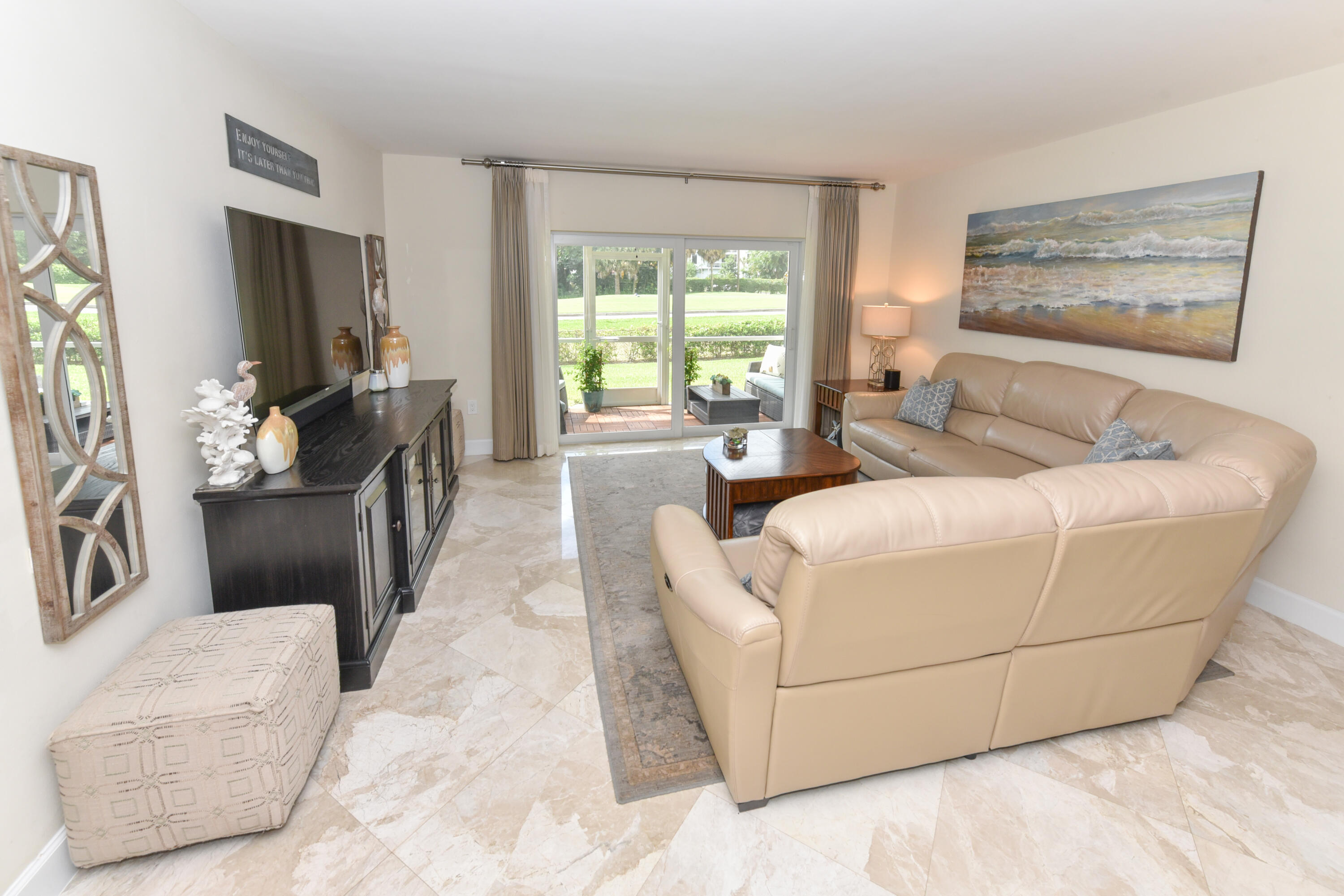 200 East Royal Palm Road, Unit 1040 Boca Raton, FL 33432 - Photo 16 of 40 200 E Royal Palm Rd_104_Denine McKerchie