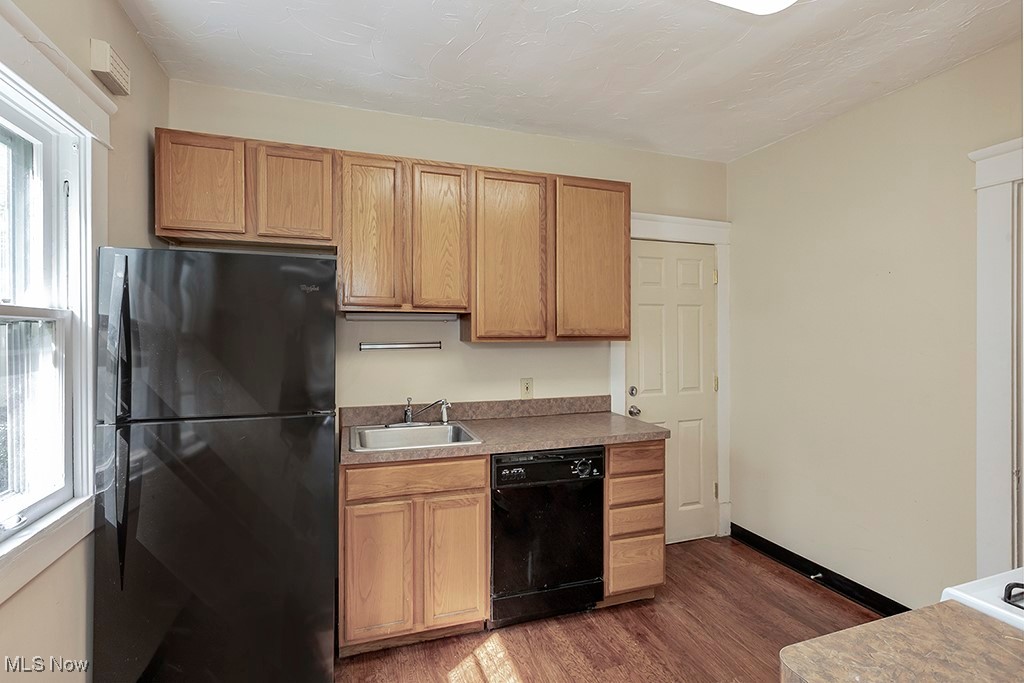1676 Coventry Road Cleveland, OH 44118 - Photo 18 of 39 Gallery Image 18