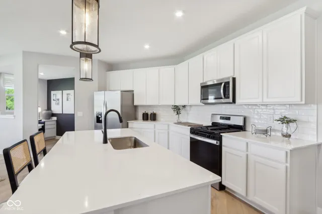 $429,900 | 578 Corbin Way, Avon, IN 46123