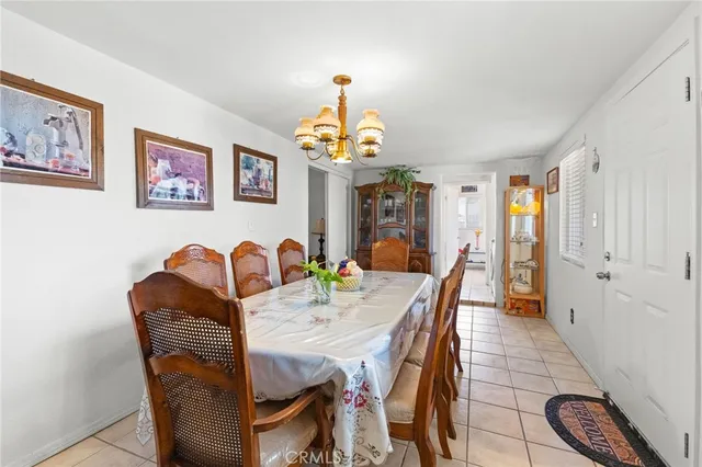 $390,000 | 16116 Cajon Street, Hesperia, CA 92345