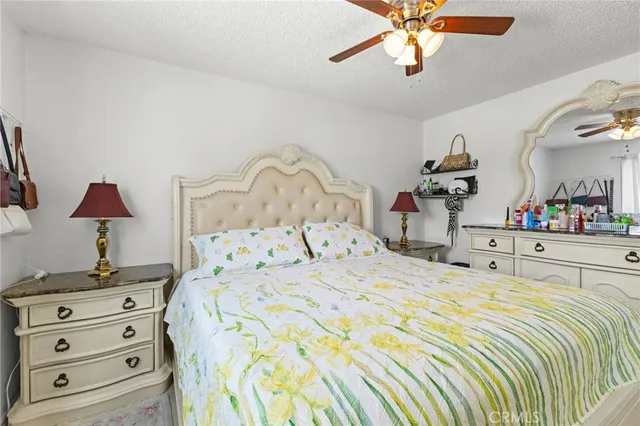 $390,000 | 16116 Cajon Street, Hesperia, CA 92345