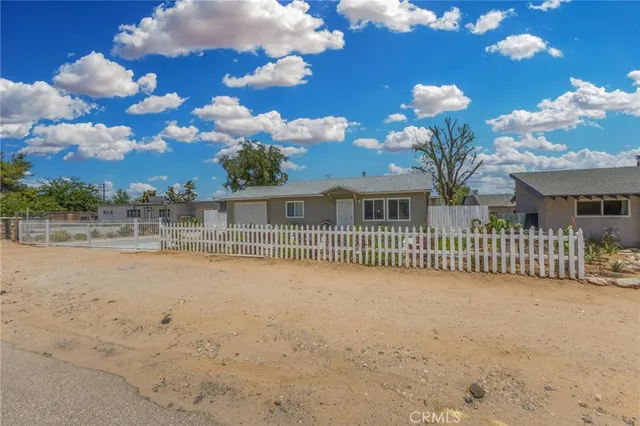 $390,000 | 16116 Cajon Street, Hesperia, CA 92345