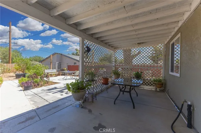 $390,000 | 16116 Cajon Street, Hesperia, CA 92345