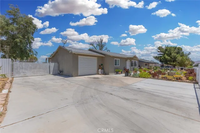 $390,000 | 16116 Cajon Street, Hesperia, CA 92345