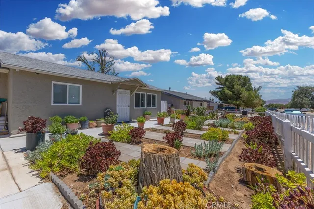 $390,000 | 16116 Cajon Street, Hesperia, CA 92345