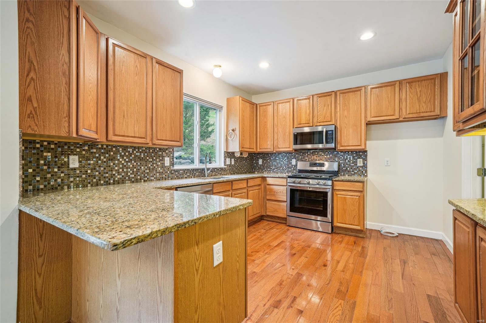 1416 Buckhurst Court Ballwin, MO 63021 - Photo 7 of 26