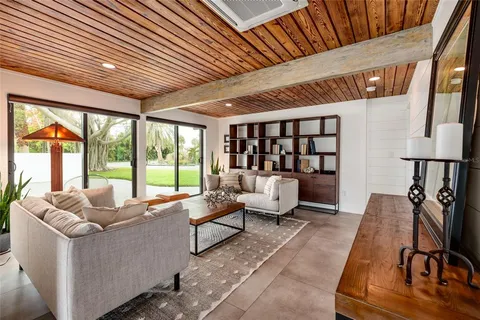 $739,500 | 302 41st Avenue, St. Pete Beach, FL 33706