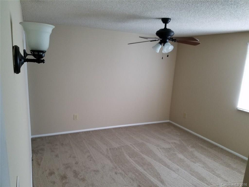 8238 Knights Bridge Road, Unit 8238 Charlotte, NC 28210 - Photo 10 of 20 Gallery Image 10