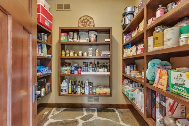 $1,250,000 | 28894 Woodbrook Court, Cold Spring, MN 56320