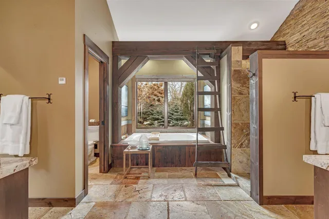 $1,250,000 | 28894 Woodbrook Court, Cold Spring, MN 56320