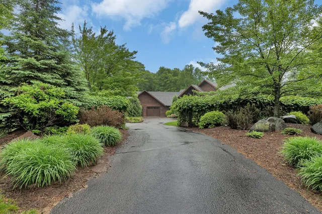 $1,250,000 | 28894 Woodbrook Court, Cold Spring, MN 56320