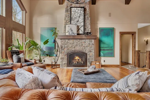 $1,250,000 | 28894 Woodbrook Court, Cold Spring, MN 56320