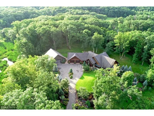 $1,250,000 | 28894 Woodbrook Court, Cold Spring, MN 56320