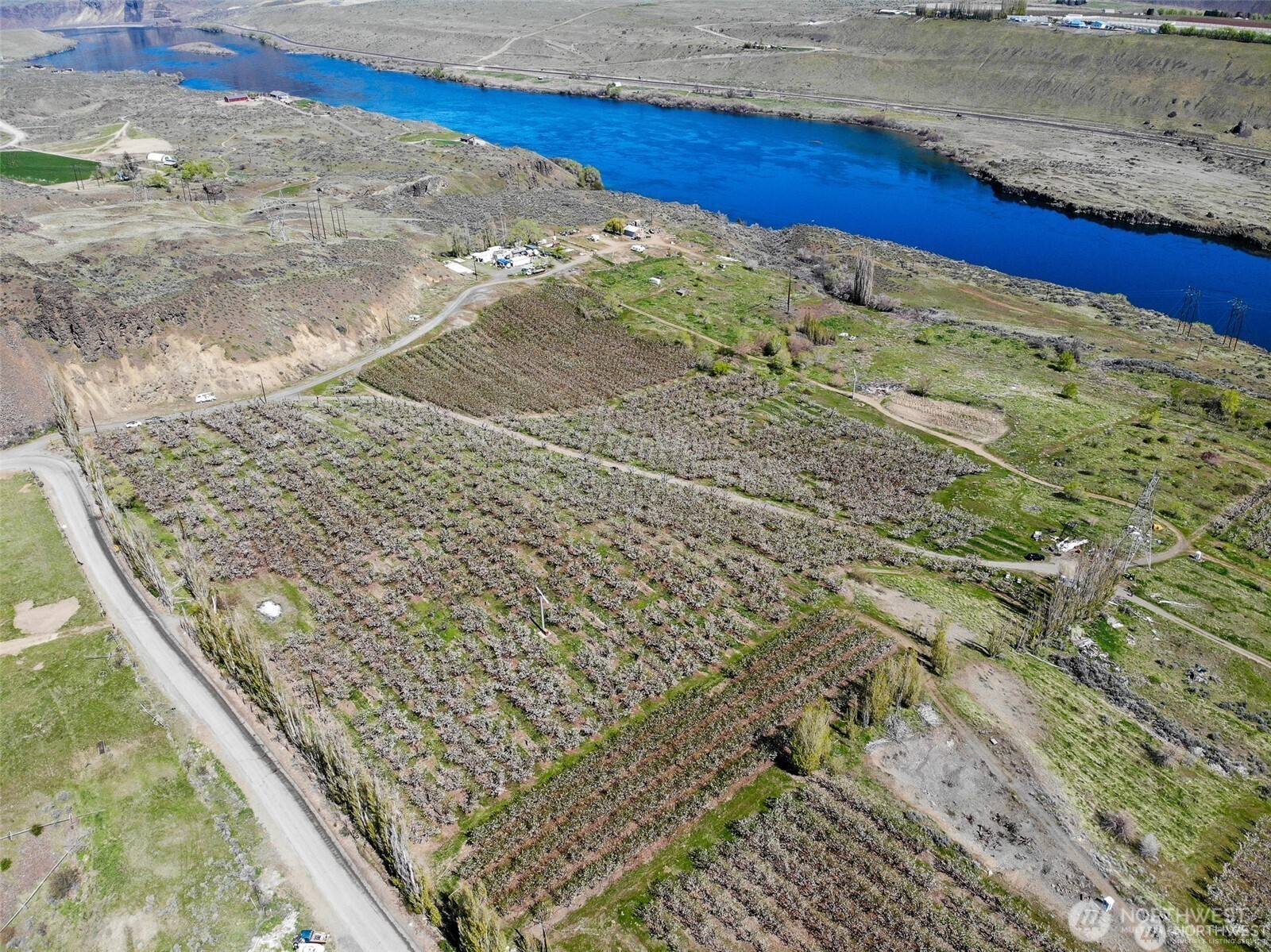 7343 Tarpiscan Road Malaga, WA 98828 - Photo 10 of 16 Gallery Image 10