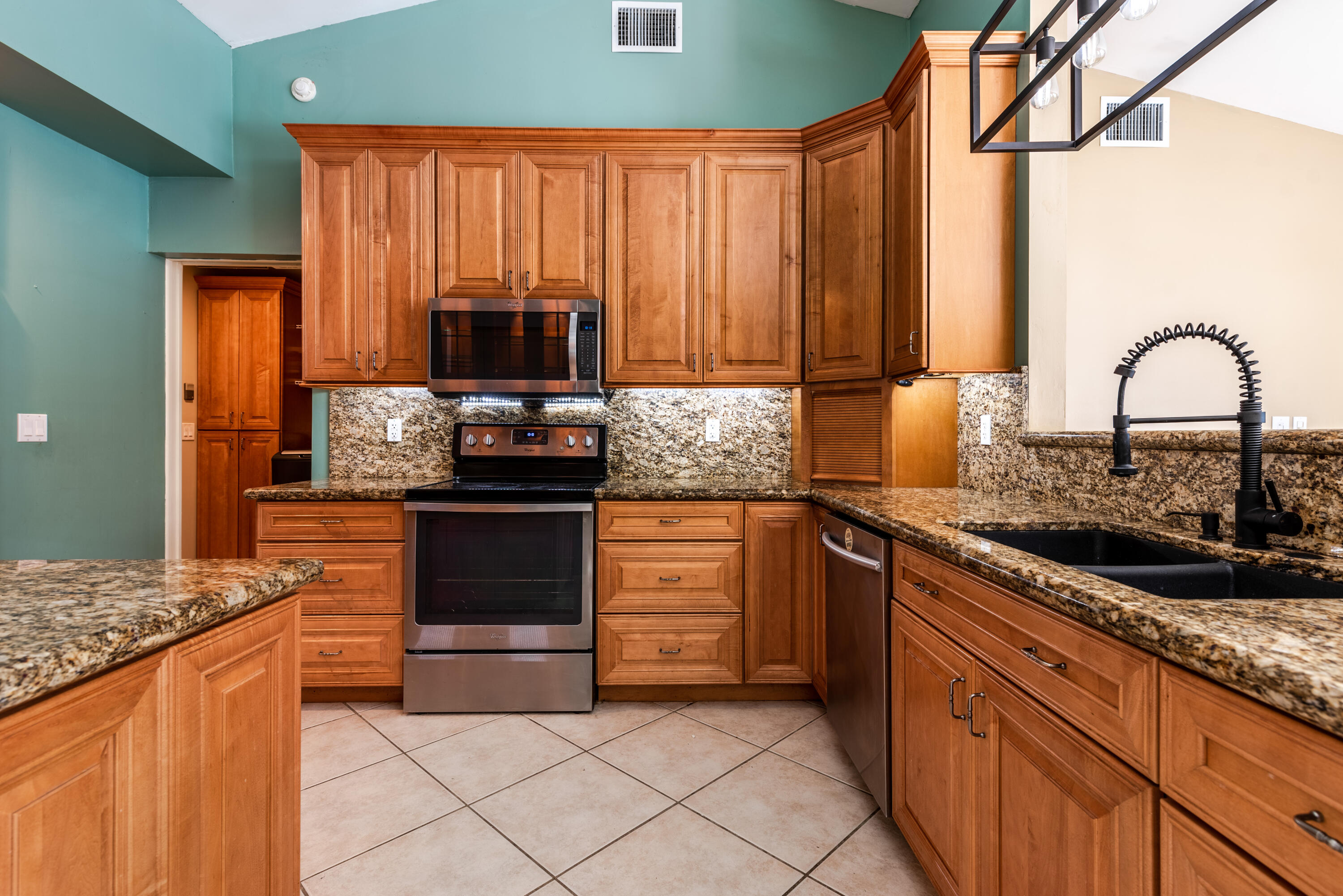 9680 Lancaster Place Boca Raton, FL 33434 - Photo 12 of 68 9680 Lancaster Place-11
