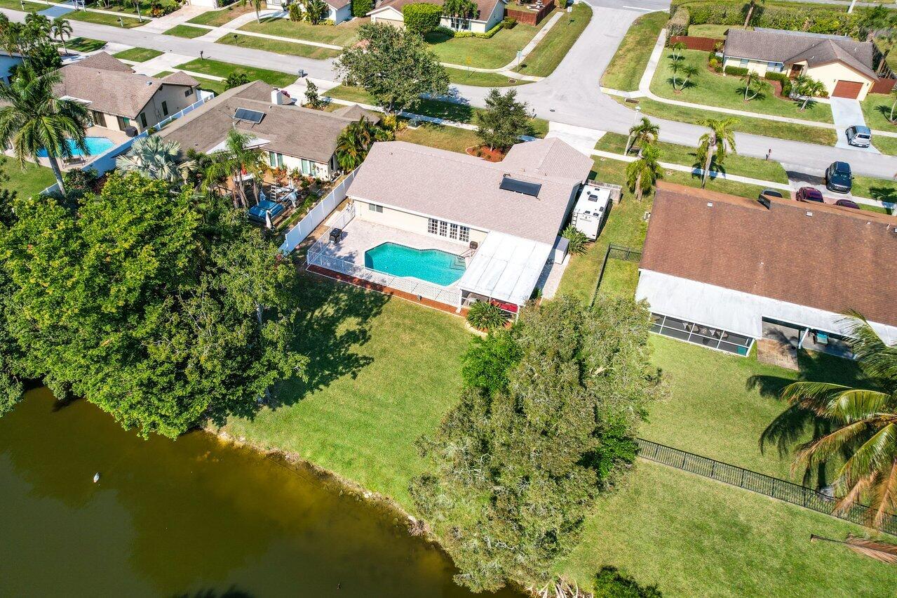 9680 Lancaster Place Boca Raton, FL 33434 - Photo 55 of 68 005-9680LancasterPlace-BocaRaton-FL-3343