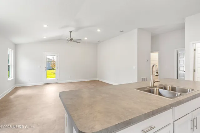 $307,800 | 8334 Helmsley Boulevard, Jacksonville, FL 32219