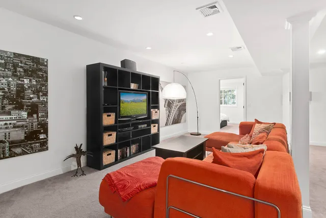 $165,000 | 3581 Noyack Road, Sag Harbor, NY 11963