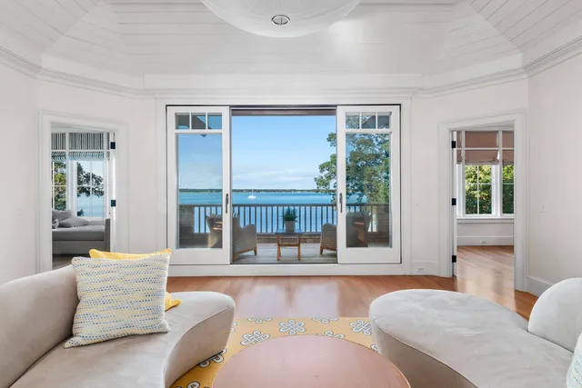 $165,000 | 3581 Noyack Road, Sag Harbor, NY 11963