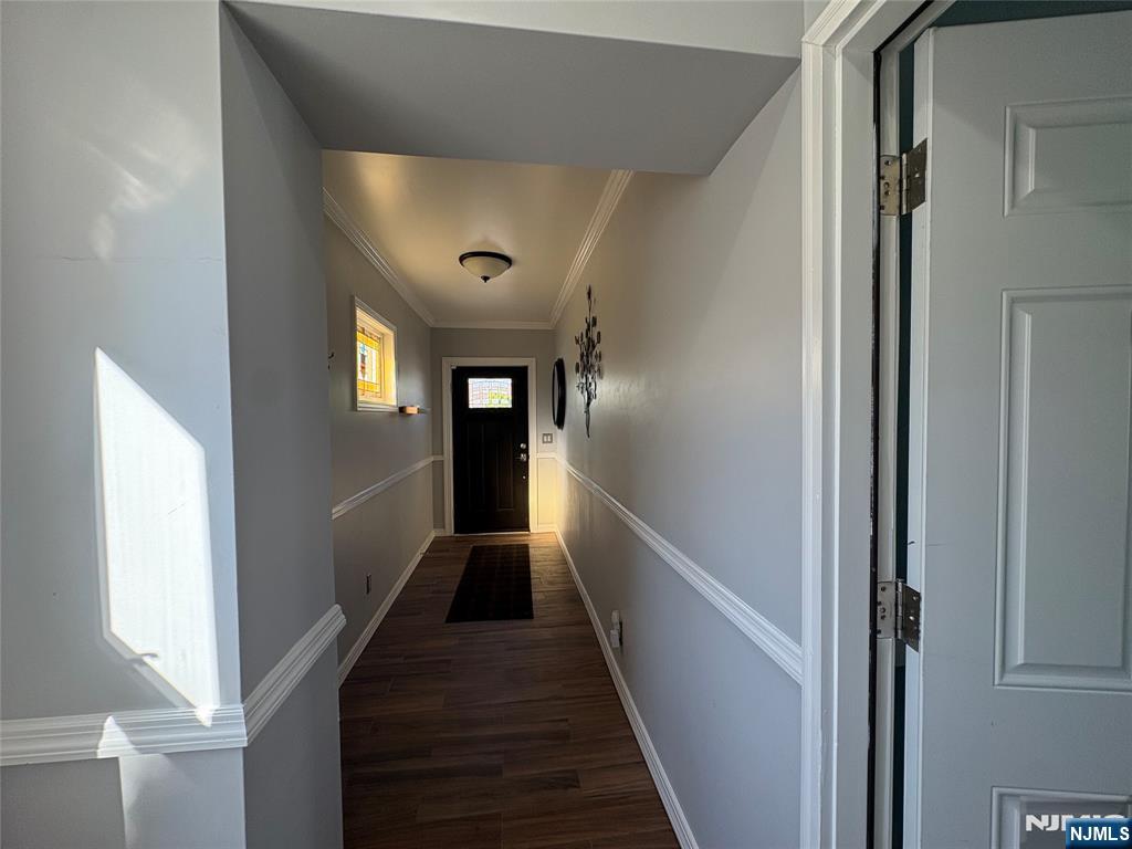 282 Harding Avenue, Unit 1 Teaneck, NJ 07666 - Photo 4 of 21 a view of gallery