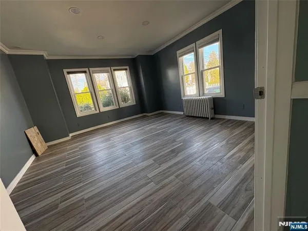 $3,500 | 282 Harding Avenue, Unit 1, Teaneck, NJ 07666