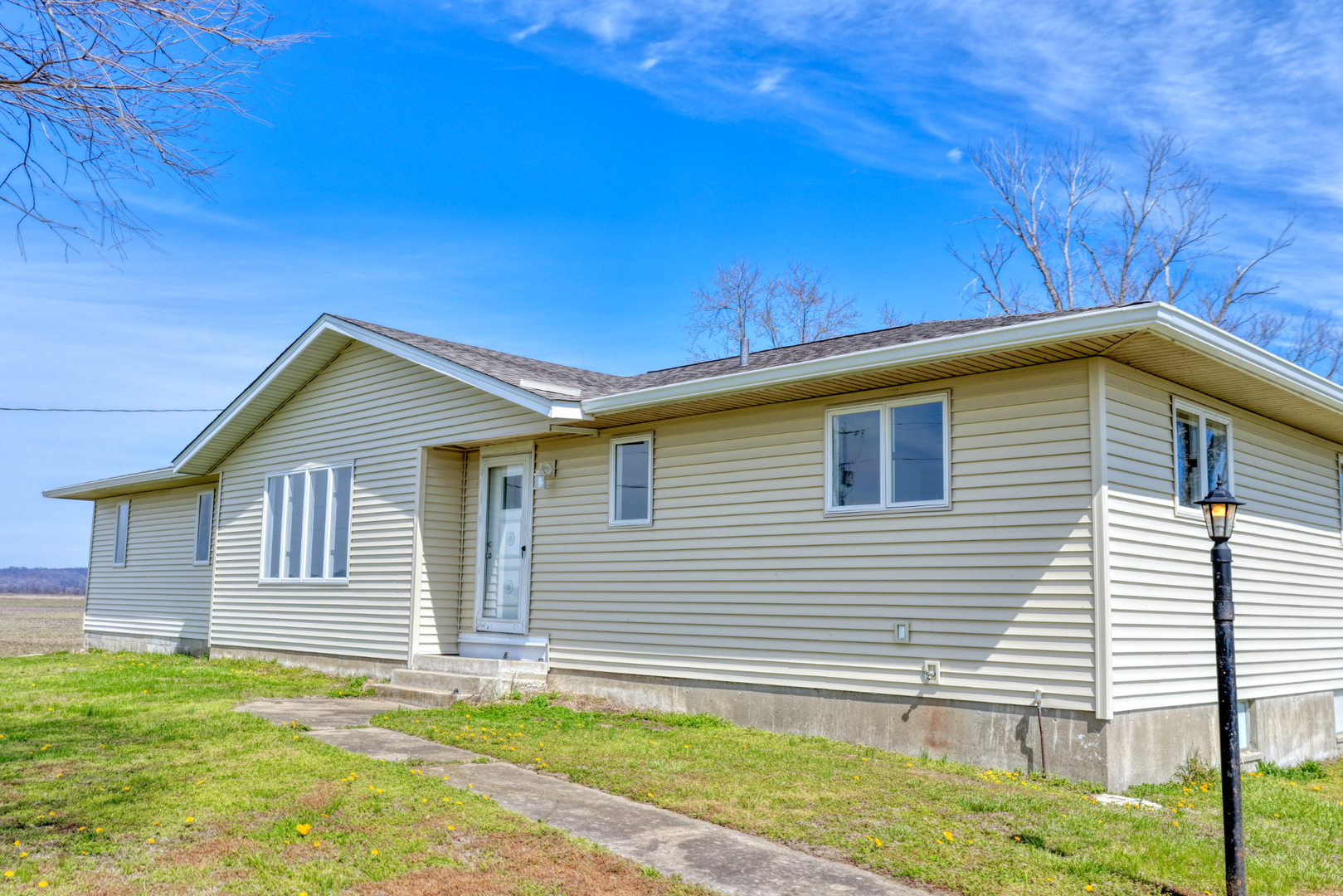 676 Swan Pond Road Jacob, IL 62950 - Photo 37 of 42 a view of a house with a yard