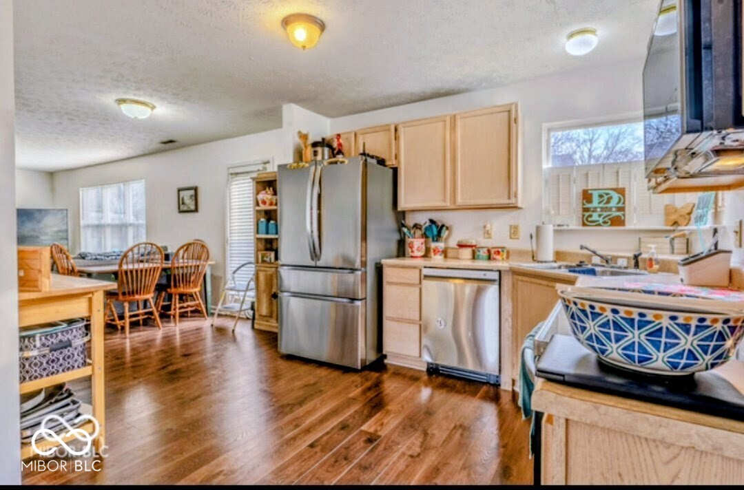 665 Hummingbird Lane Whiteland, IN 46184 - Photo 11 of 38