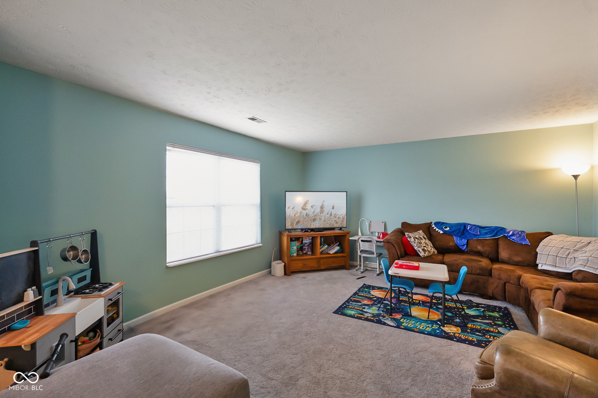 665 Hummingbird Lane Whiteland, IN 46184 - Photo 7 of 38