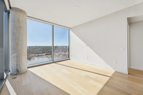 $865,000 | 44 East Avenue, Unit 1510, Austin, TX 78701