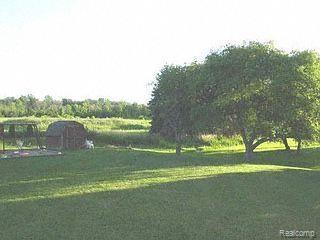 11276 Green Road Goodrich, MI 48438 - Photo 4 of 7 back yard