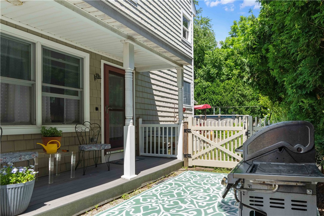 30 Loring Road Bristol, RI 02809 - Photo 28 of 32