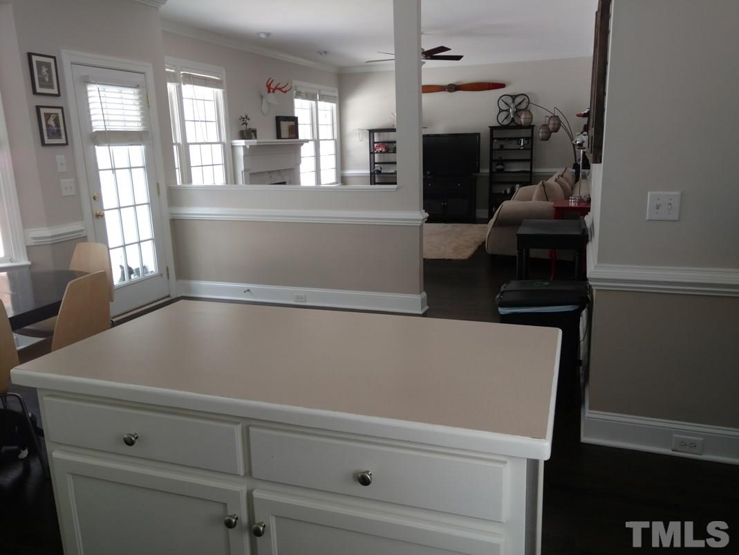 9425 Stone Mountain Road Raleigh, NC 27613 - Photo 7 of 25 a close view of kitchen appliances