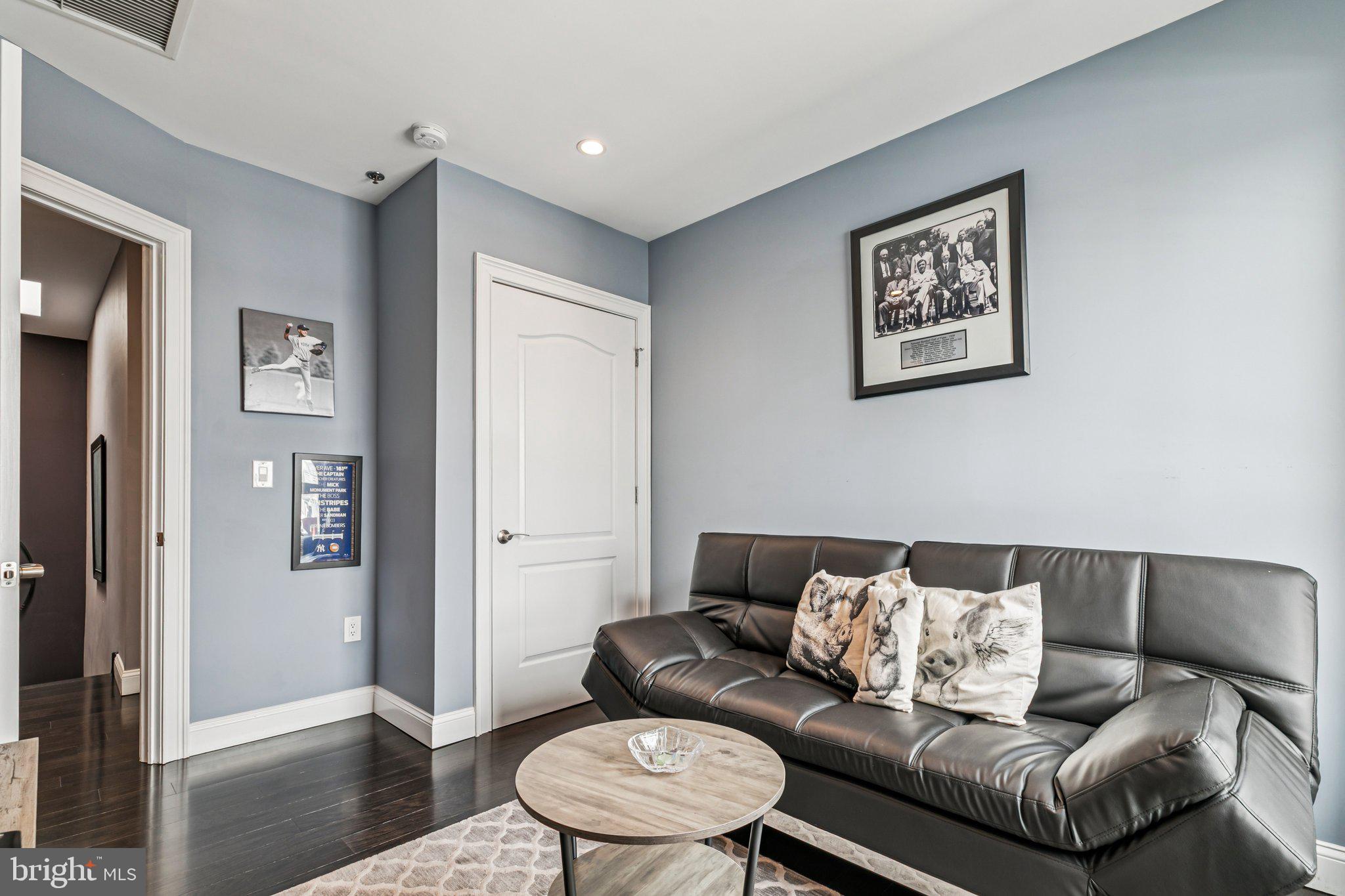143 South 2nd Street, Unit 605 Philadelphia, PA 19106 - Photo 17 of 27