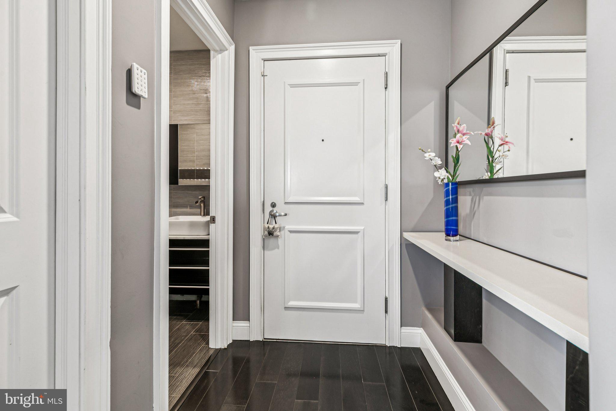 143 South 2nd Street, Unit 605 Philadelphia, PA 19106 - Photo 23 of 27