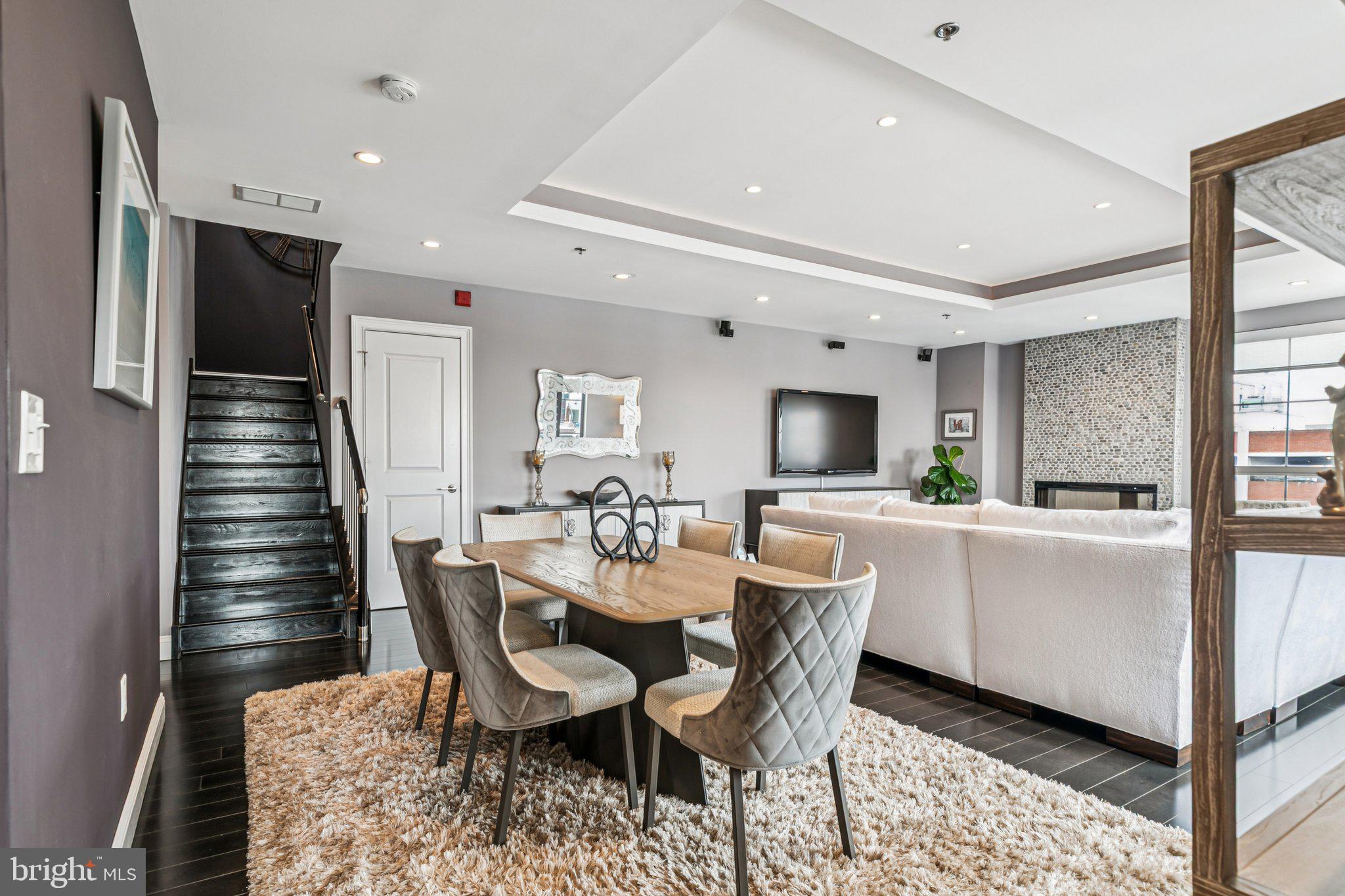143 South 2nd Street, Unit 605 Philadelphia, PA 19106 - Photo 4 of 27