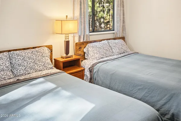 $999,000 | 628 Trout Springs Road, Forest Lakes, AZ 85931