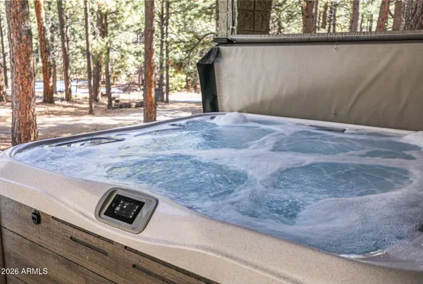 $999,000 | 628 Trout Springs Road, Forest Lakes, AZ 85931