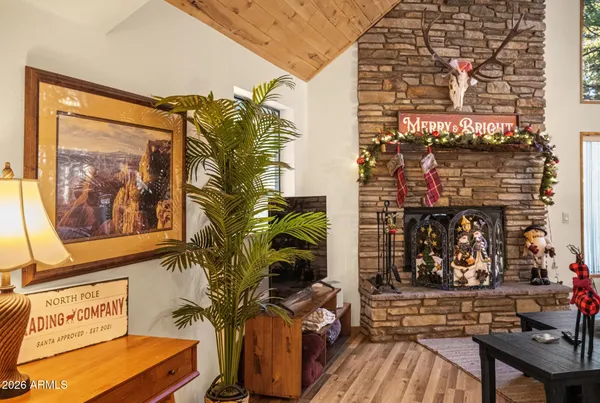 $999,000 | 628 Trout Springs Road, Forest Lakes, AZ 85931