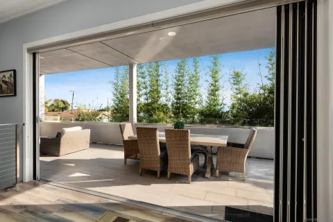 $1,799,999 | 2743 Mesa Drive, Oceanside, CA 92054