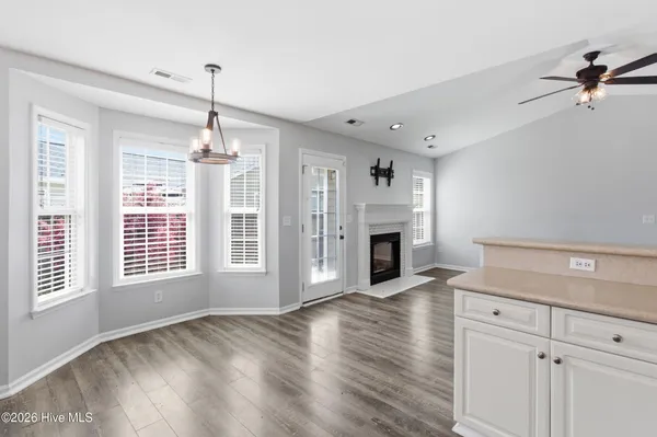 $2,200 | 127 Bermuda View, New Bern, NC 28560