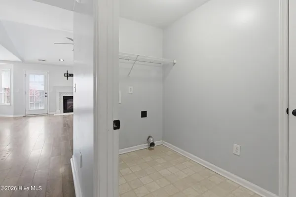$2,200 | 127 Bermuda View, New Bern, NC 28560