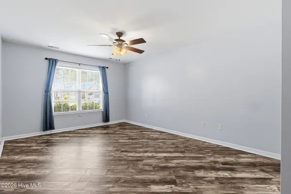 $2,200 | 127 Bermuda View, New Bern, NC 28560